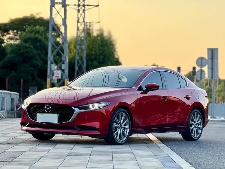 Mazda 3, 2022