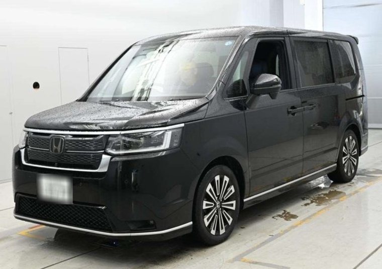 HONDA STEPWGN, SPADA PREMIUM, 2023 из Японии под заказ